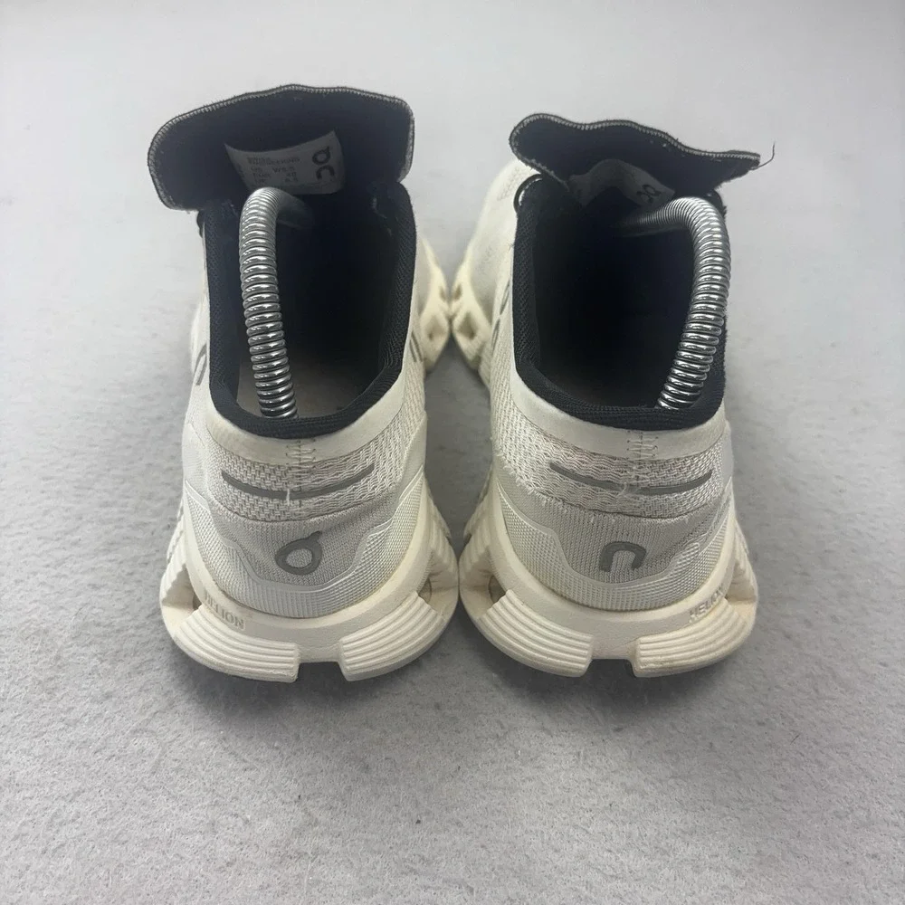 On Cloud Shoes Womens Size 8.5 White CloudTec Running Sneakers Athletic Mesh